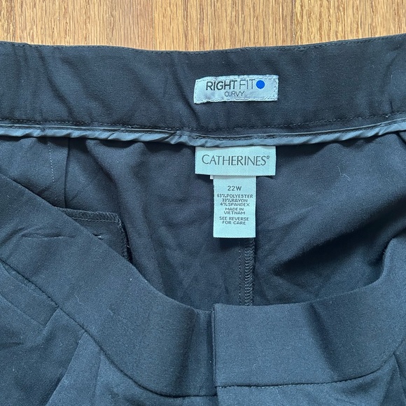 NWT CATHERINES RIGHT FIT CURVY BLACK PANTS IN SIZE 22W - Picture 4 of 5